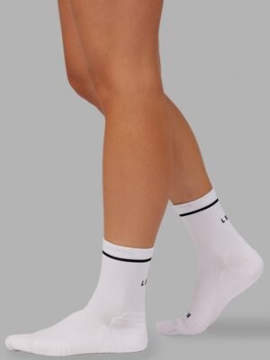 Fast-Performance-Quarter-Sock-White-Black-2.jpg